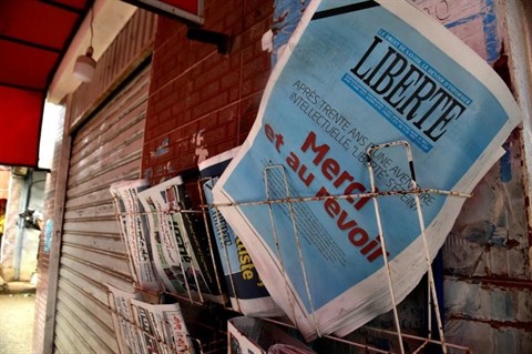 Algérie le journal Liberté publie son dernier numéro